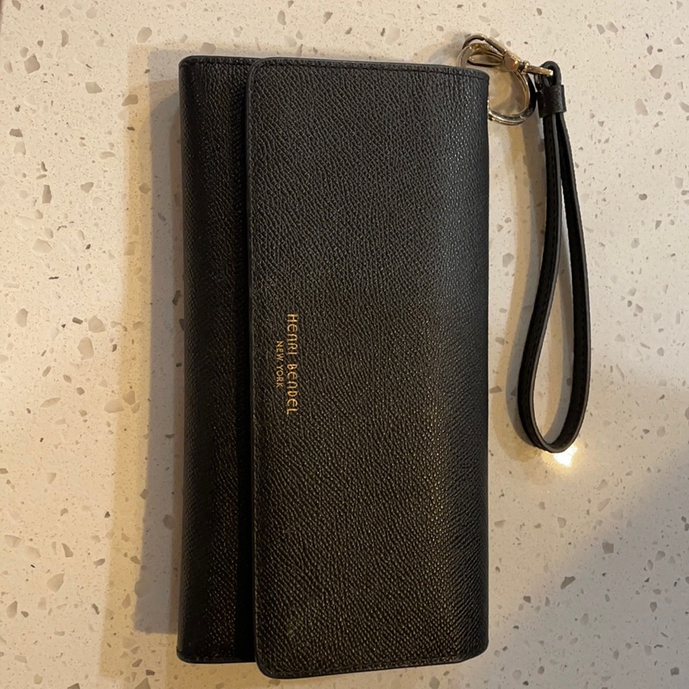 Wallet wristlet